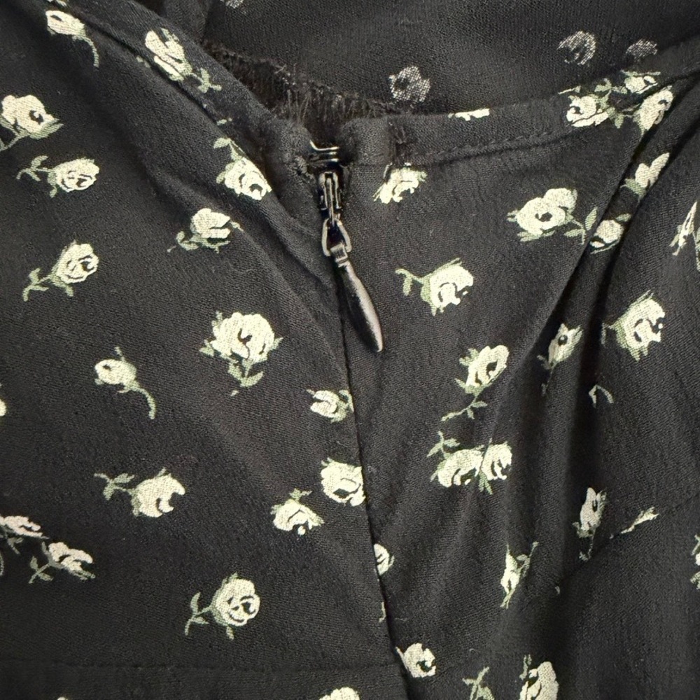Hollister Black Ditsy Floral Midi Slip Dress Womens Small Tie Front Boho Chic - Picture 9 of 12